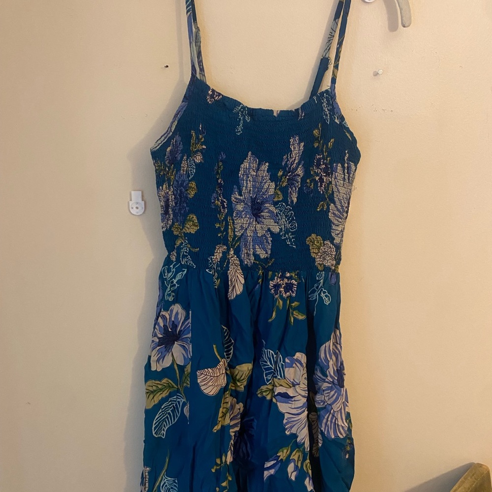 Angie’s blue mini dress